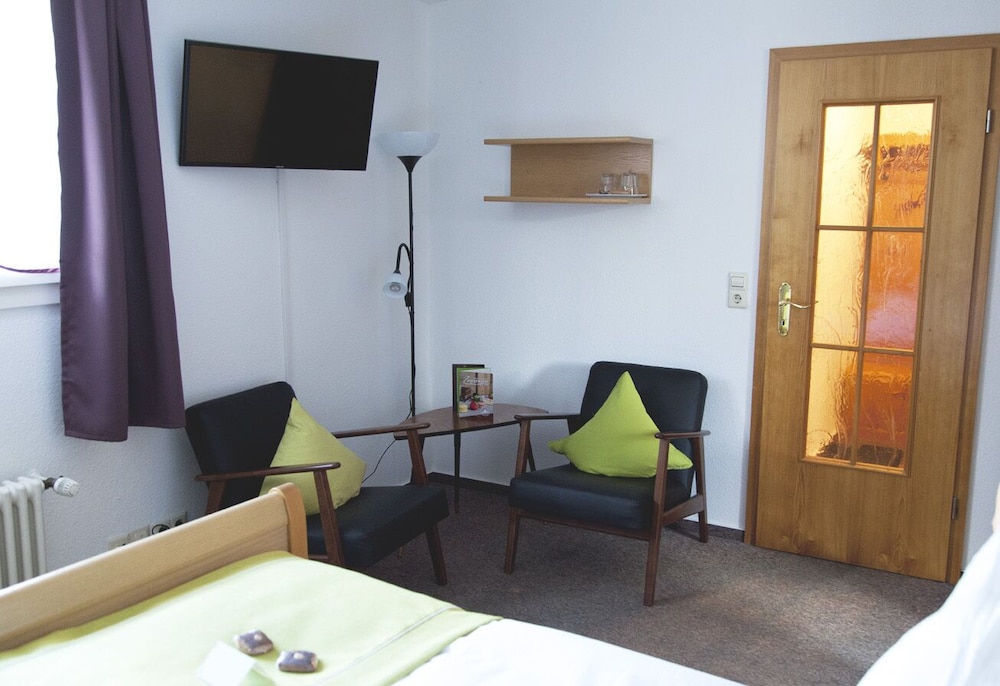 Double Room - Photo 2