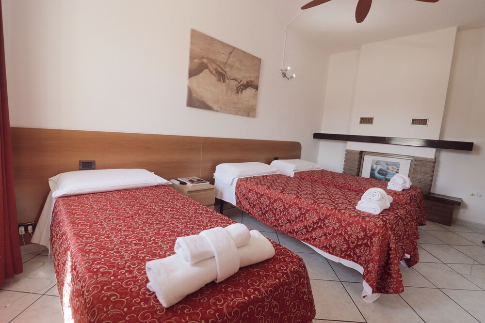 Triple Room, Non Smoking photo 2