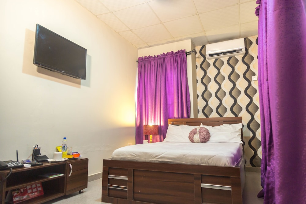 Basic Single Room photo 2