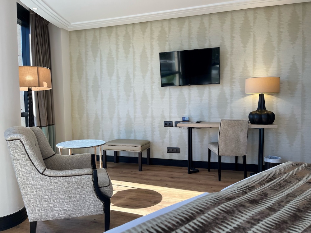 Twin Room - Photo 4