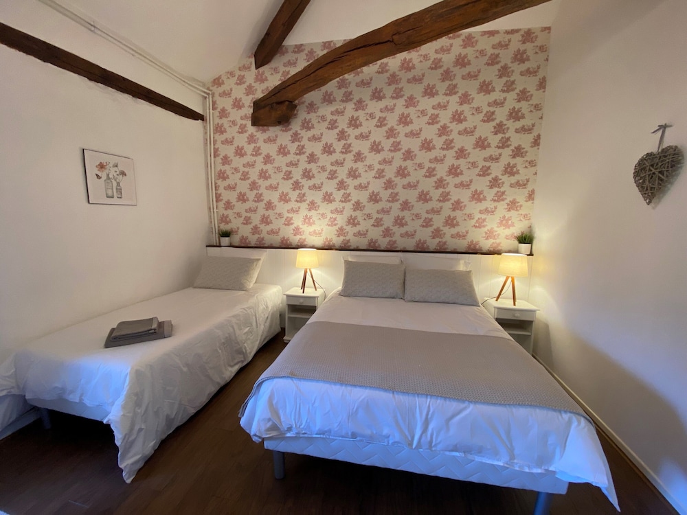 Twin Room (Rose) photo 1