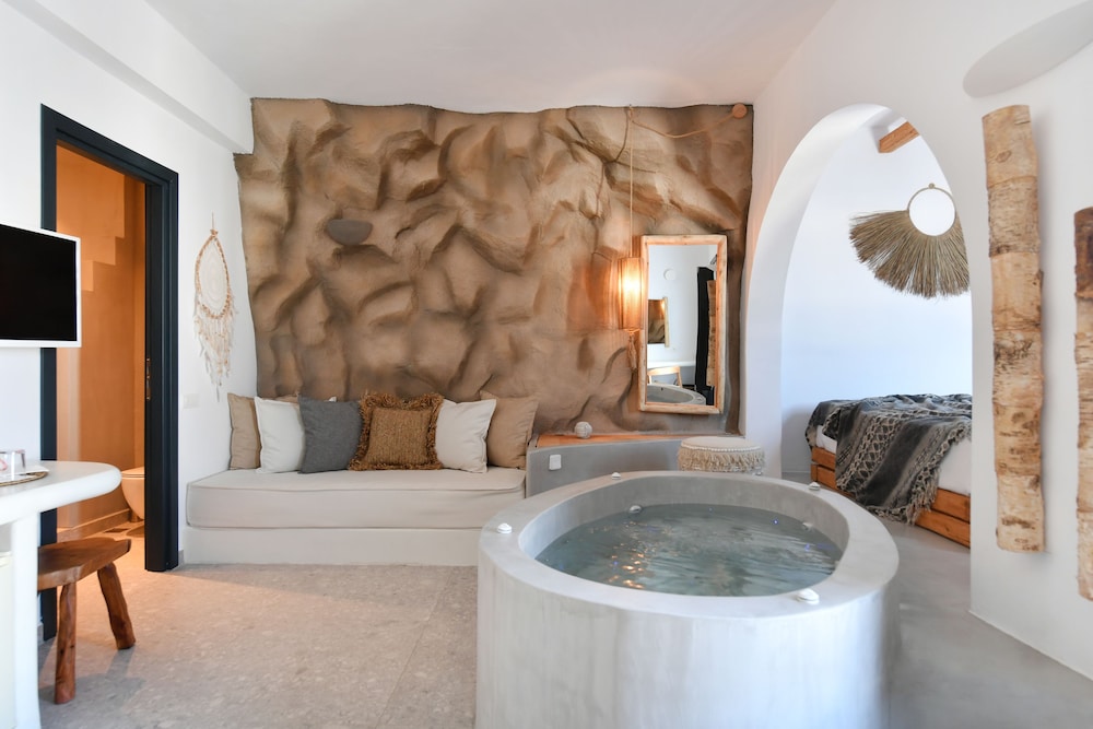 Upbeat Spa, Side Sea view photo 3