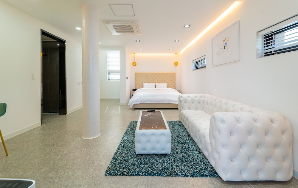 Premium Pool Villa