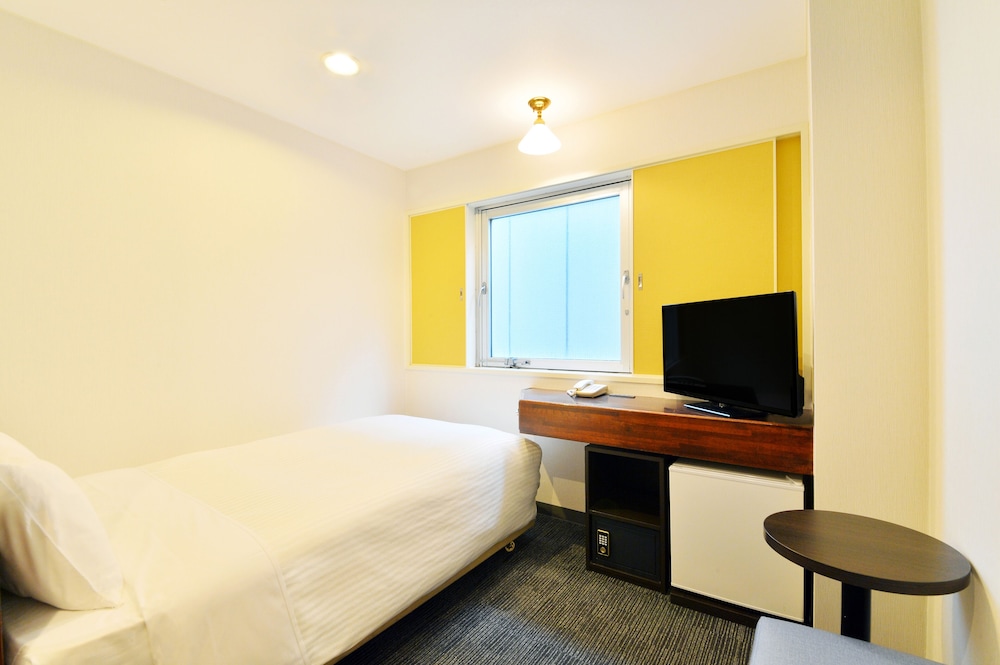 Comfort Double Non-Smoking (Cleaning Is Optional With Additional Cost)
