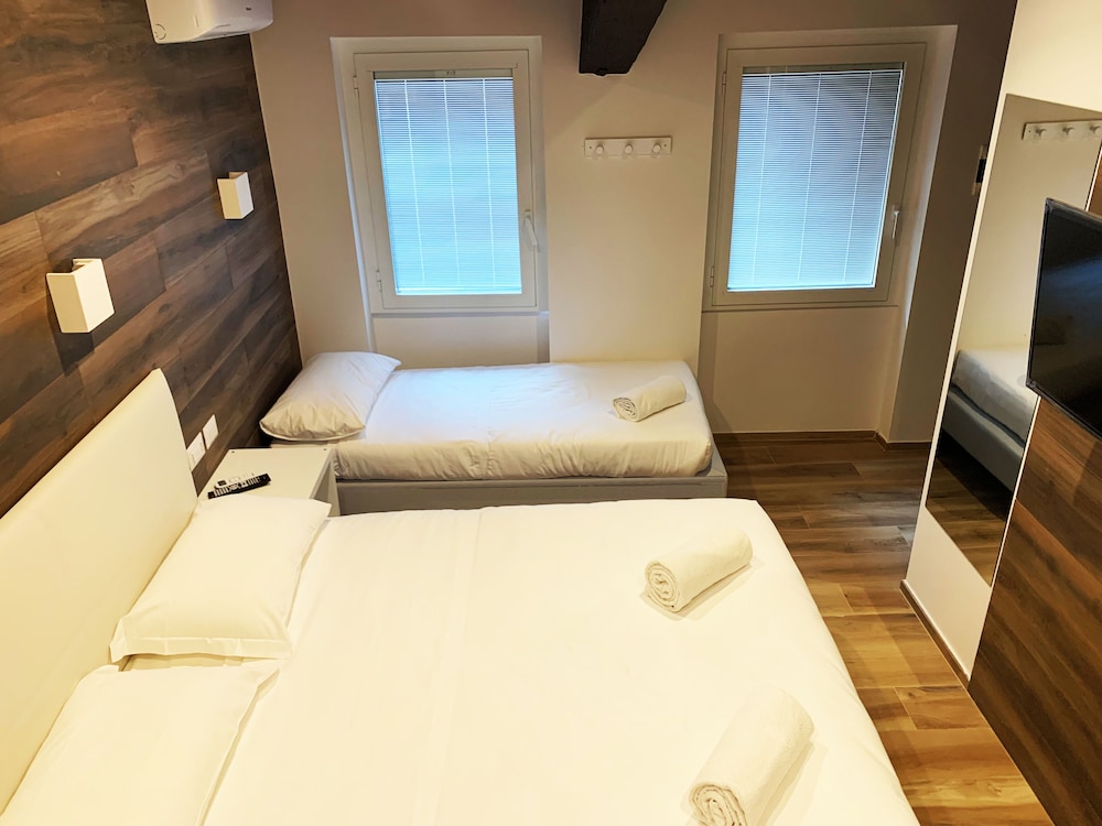 Triple Room photo 1