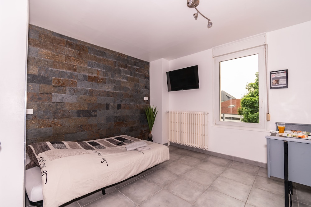 Modern Traveler Apartment - Photo 16