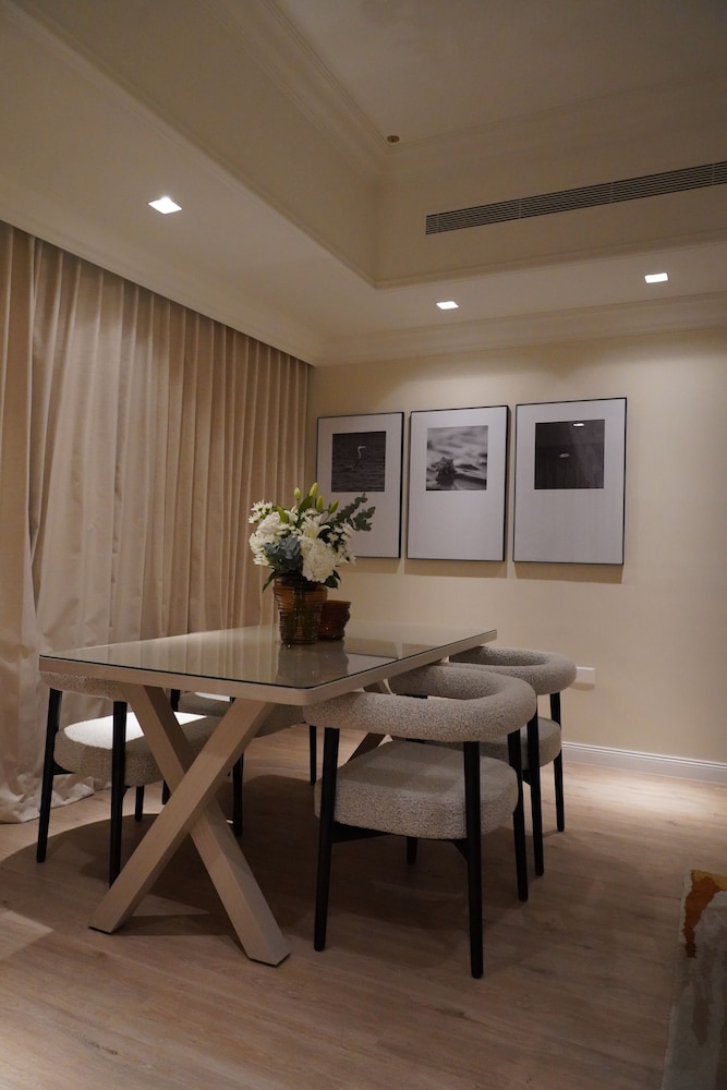 Premium One Bedroom photo 3