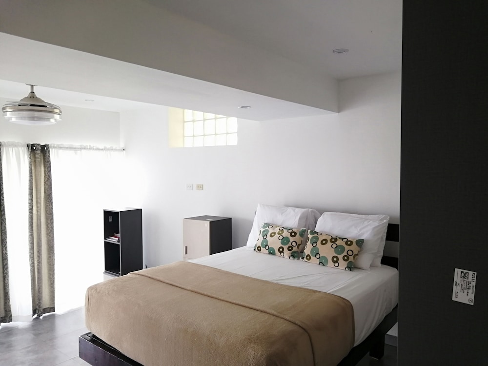 Apartment, 2 Bedrooms, 2 Bathrooms, Garden View photo 1