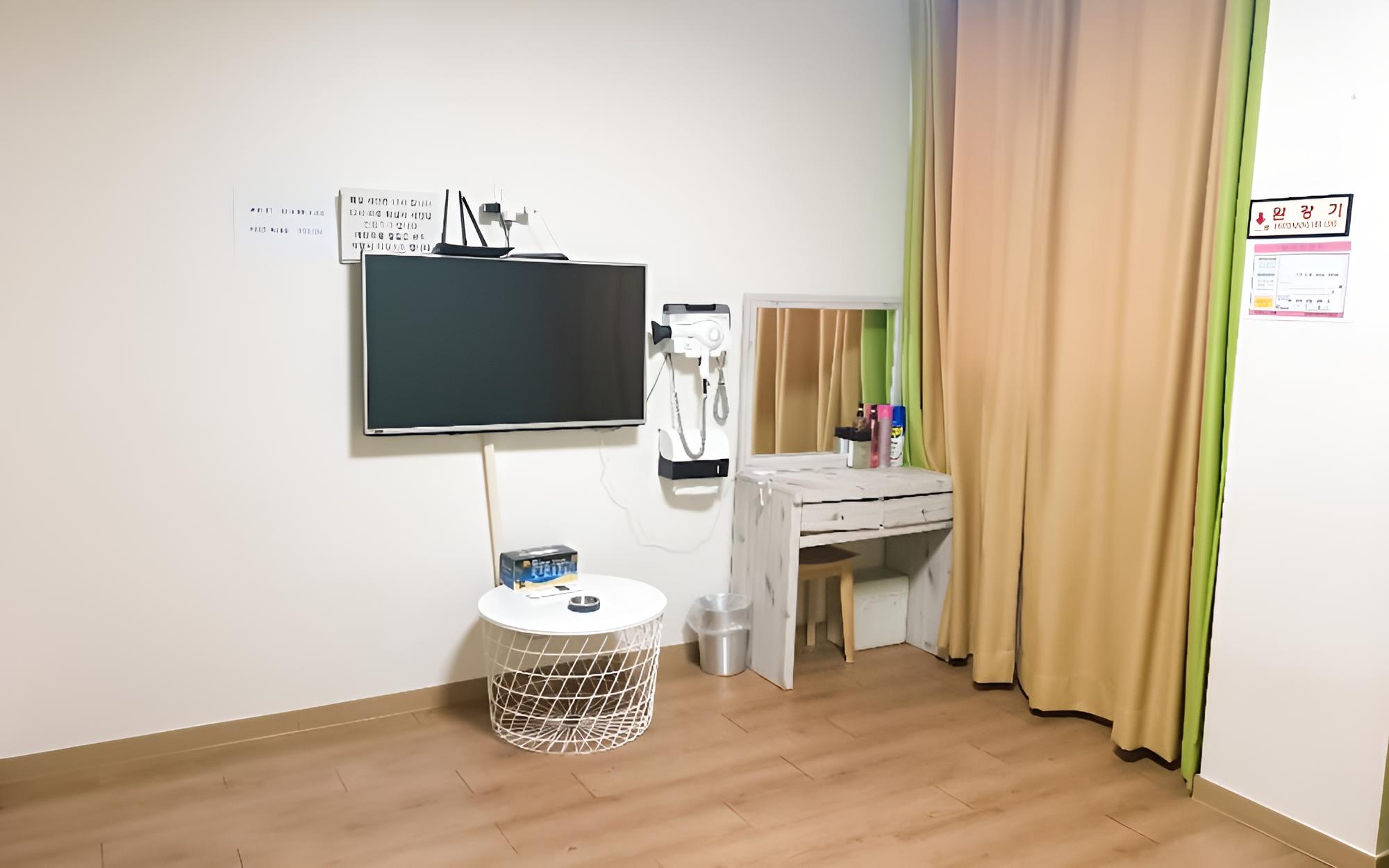 Room (Ondol) - Photo 8