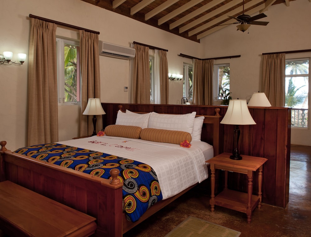 Junior Studio Suite, 1 King Bed, Ocean View