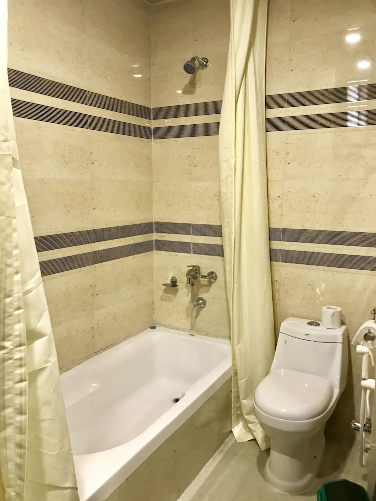 Deluxe Double or Twin Room photo 2