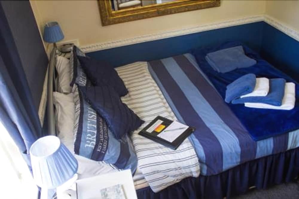 Basic Double Room Single Use, 1 Double Bed photo 1