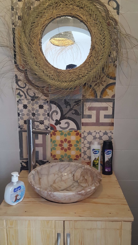 Economy Double Room, Private Bathroom photo 3