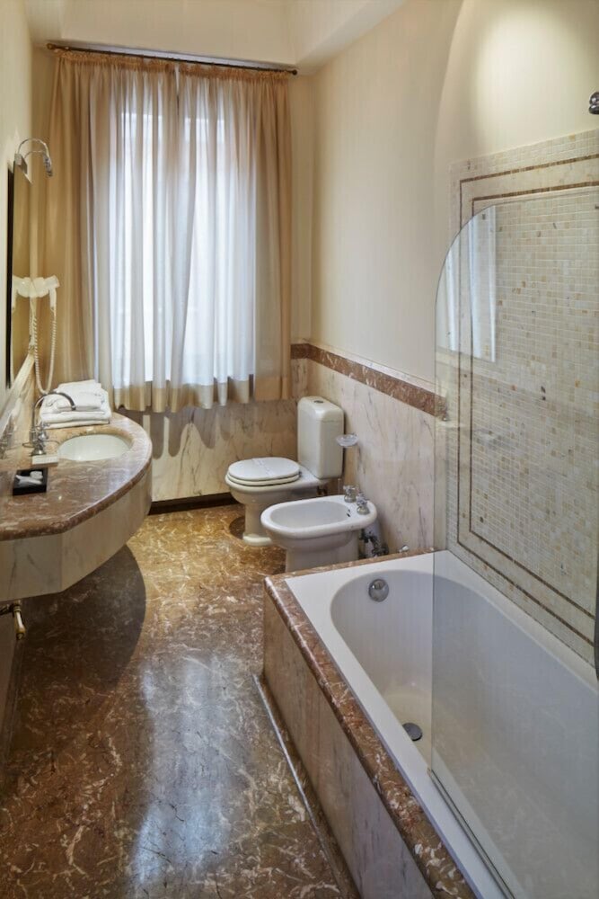 Junior Suite - Photo 3