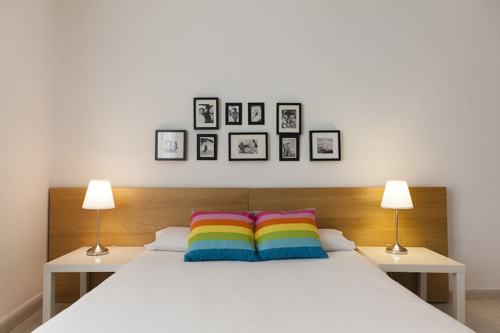 Family Apartment, 2 Bedrooms (Bacardi 6 pax) photo 2