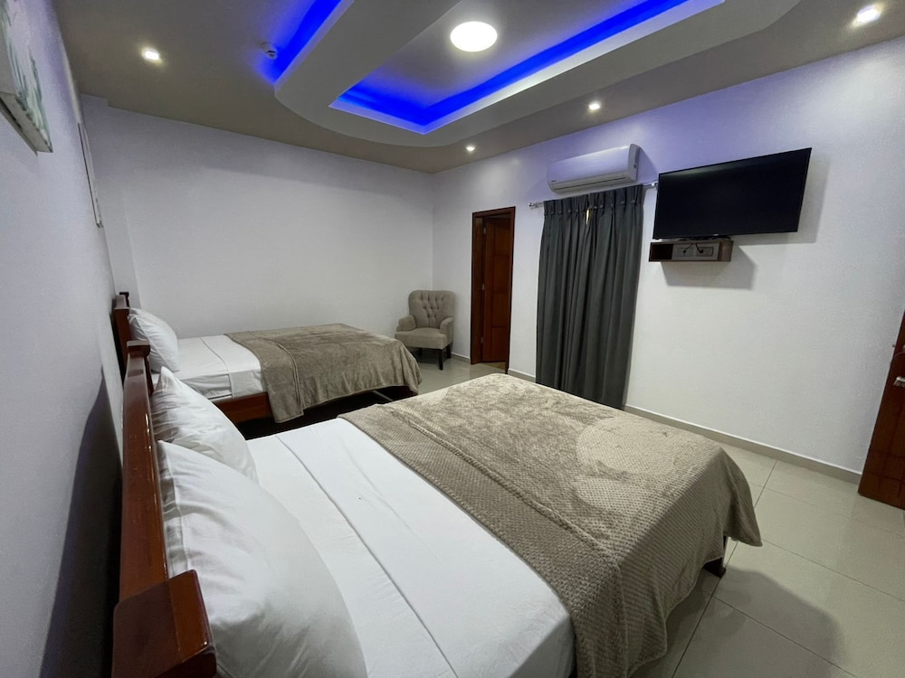Deluxe Twin Room, 2 Double Beds photo 3