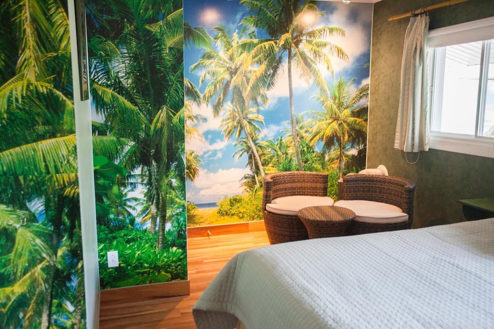 Classic Room, 1 Queen Bed photo 2
