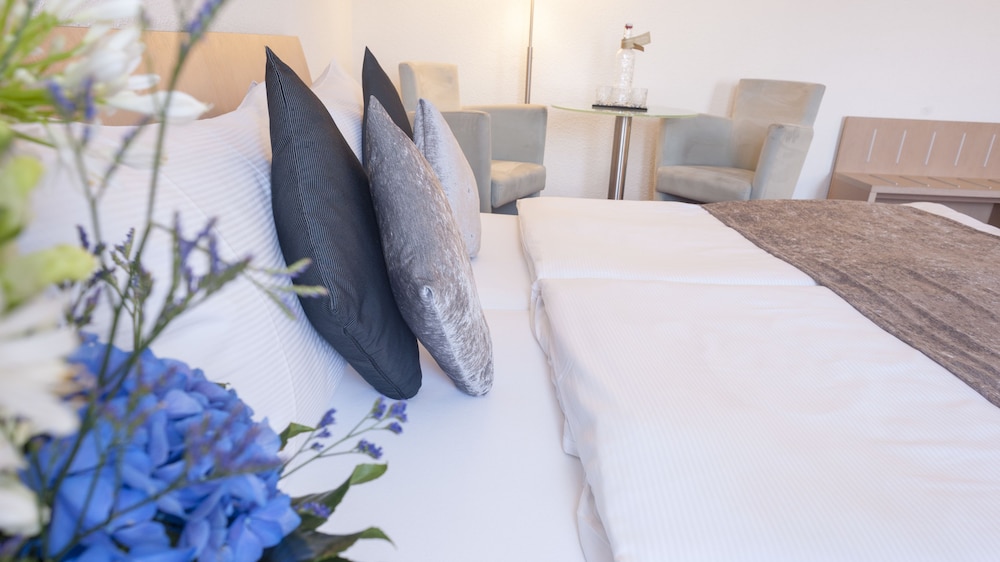 Available room