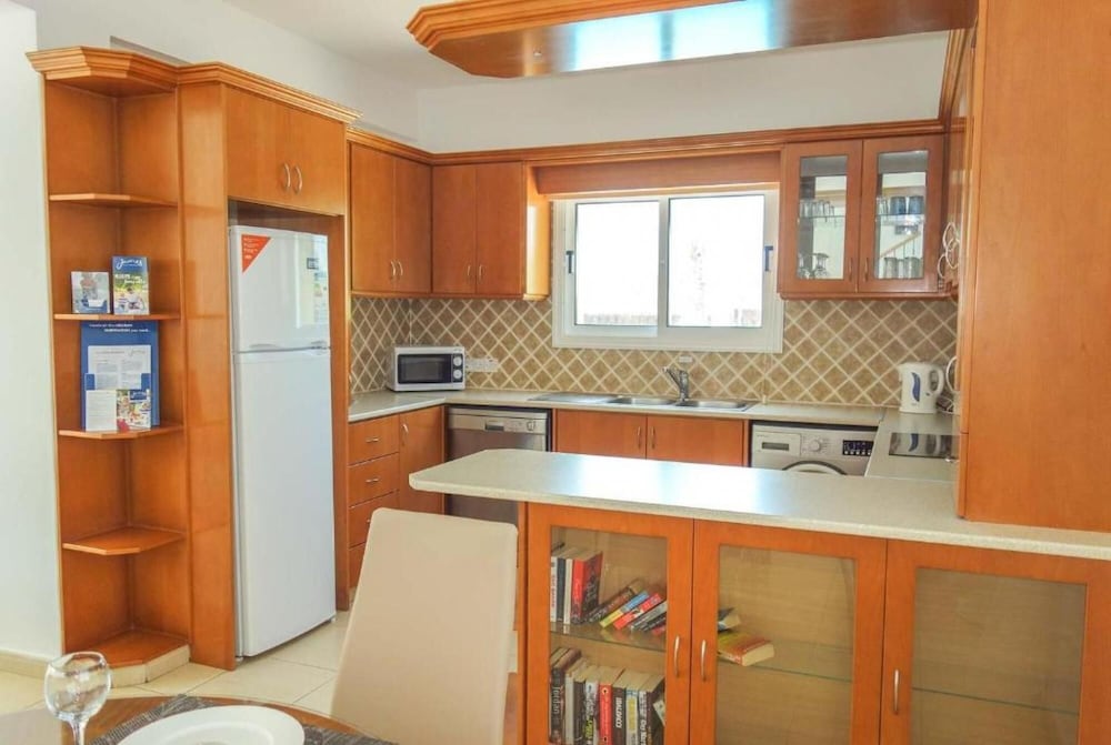 Villa photo 3