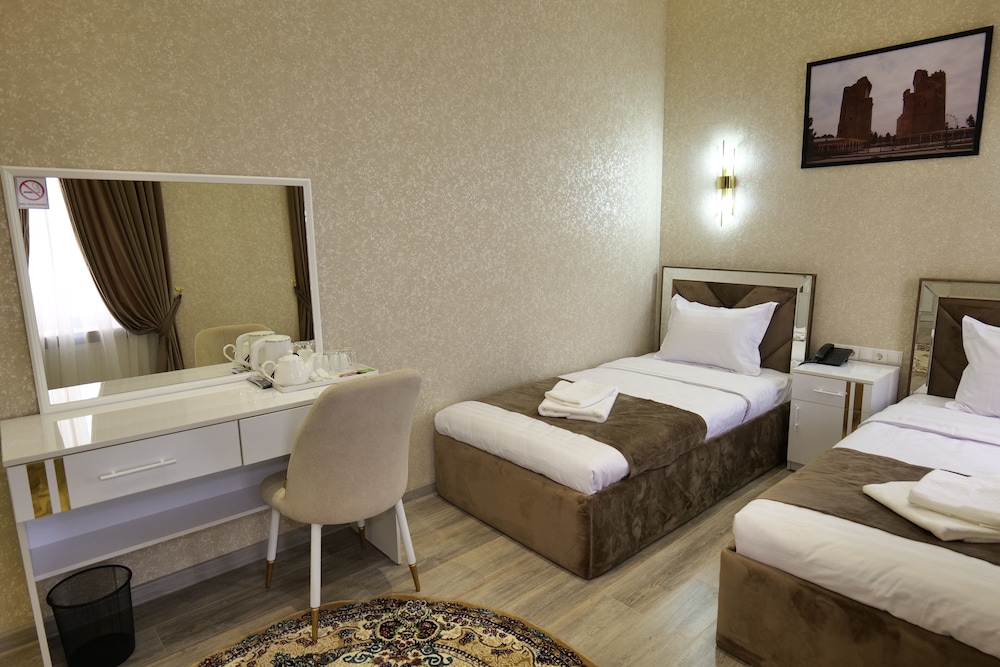 Deluxe Twin Room photo 2