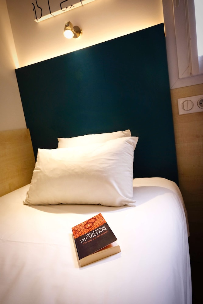 Standard Room, Multiple Beds photo 1