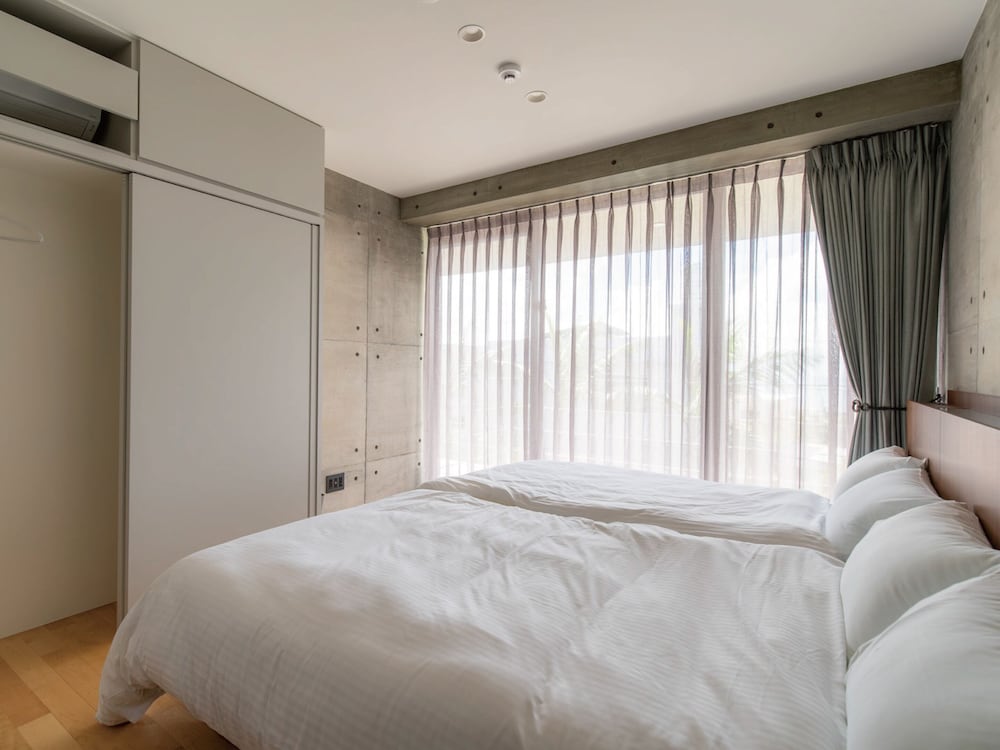 Condo - Photo 13