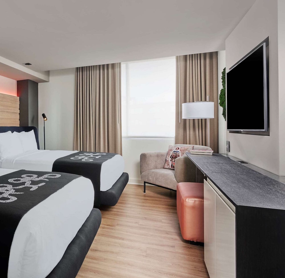 Room, 2 Double Beds, City View (Zena) - Photo 5