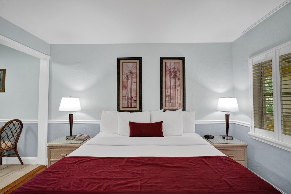 Junior Suite, Men only