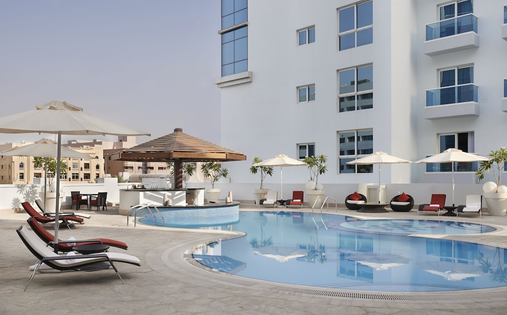 One Bedroom Apartment with Kitchen  Complimentary Transfer to Deira City Center, Outlet Mall photo 2