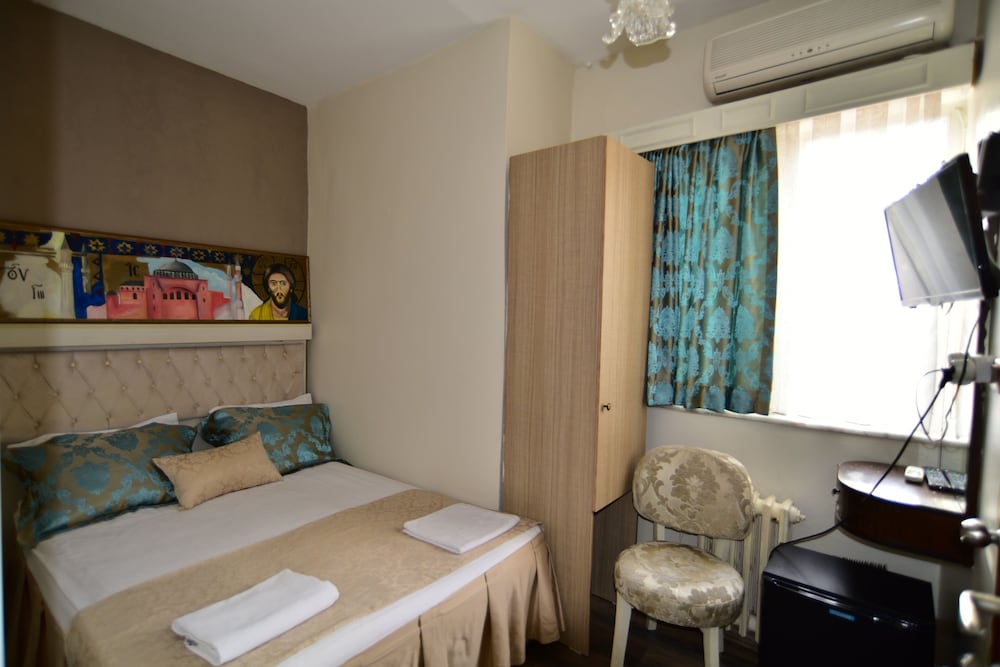 Single Room photo 3