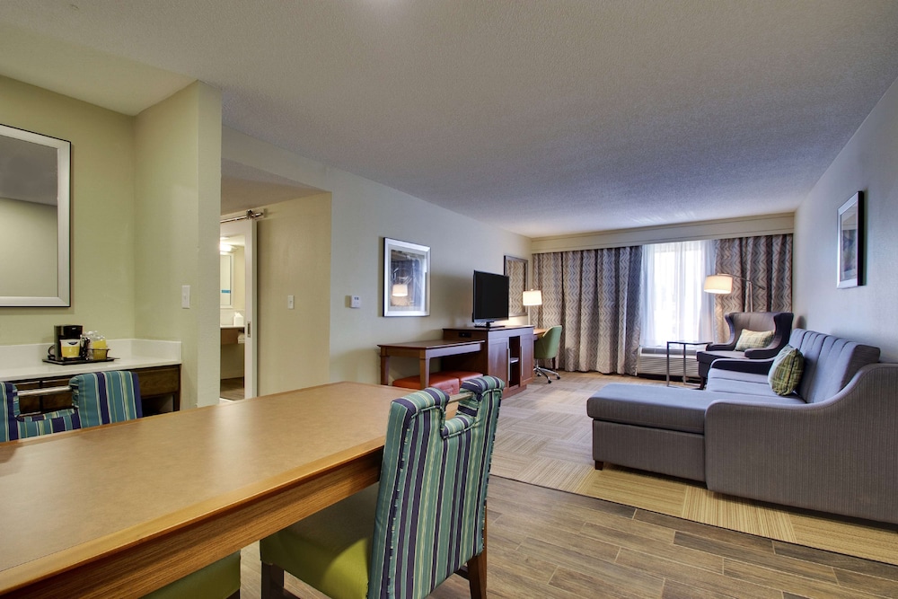 Suite, 2 Queen Beds, Non Smoking - Photo 1