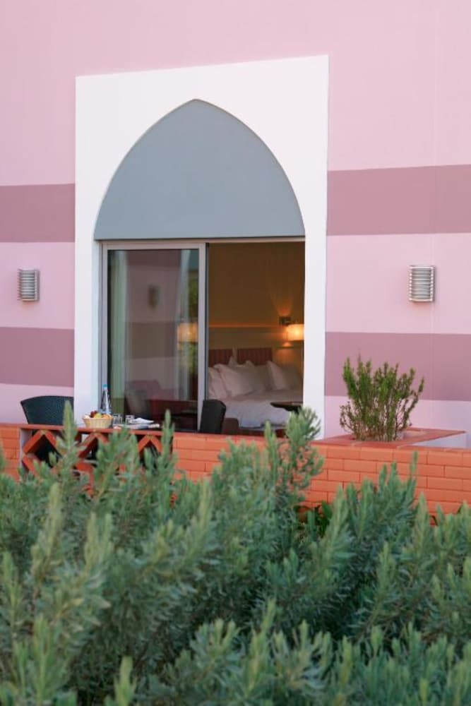Standard Double or Twin Room, Garden View - Photo 7