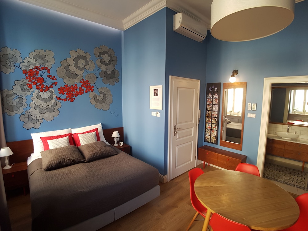 Comfort Apartment photo 1