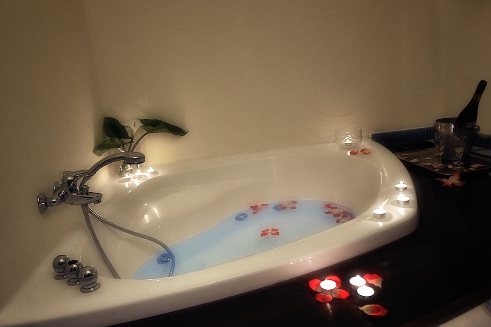 Junior Studio Suite - Photo 8