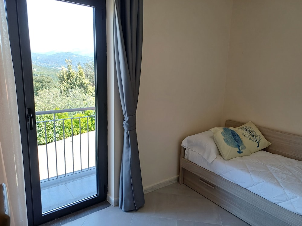 Standard Single Room photo 3