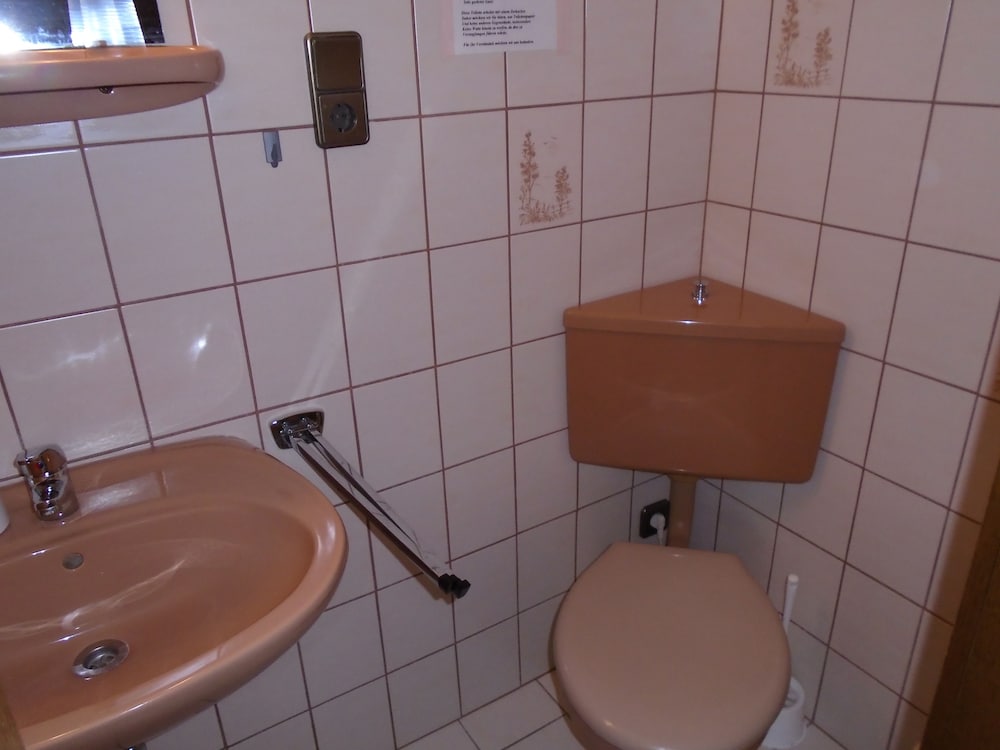 Standard Single Room photo 3
