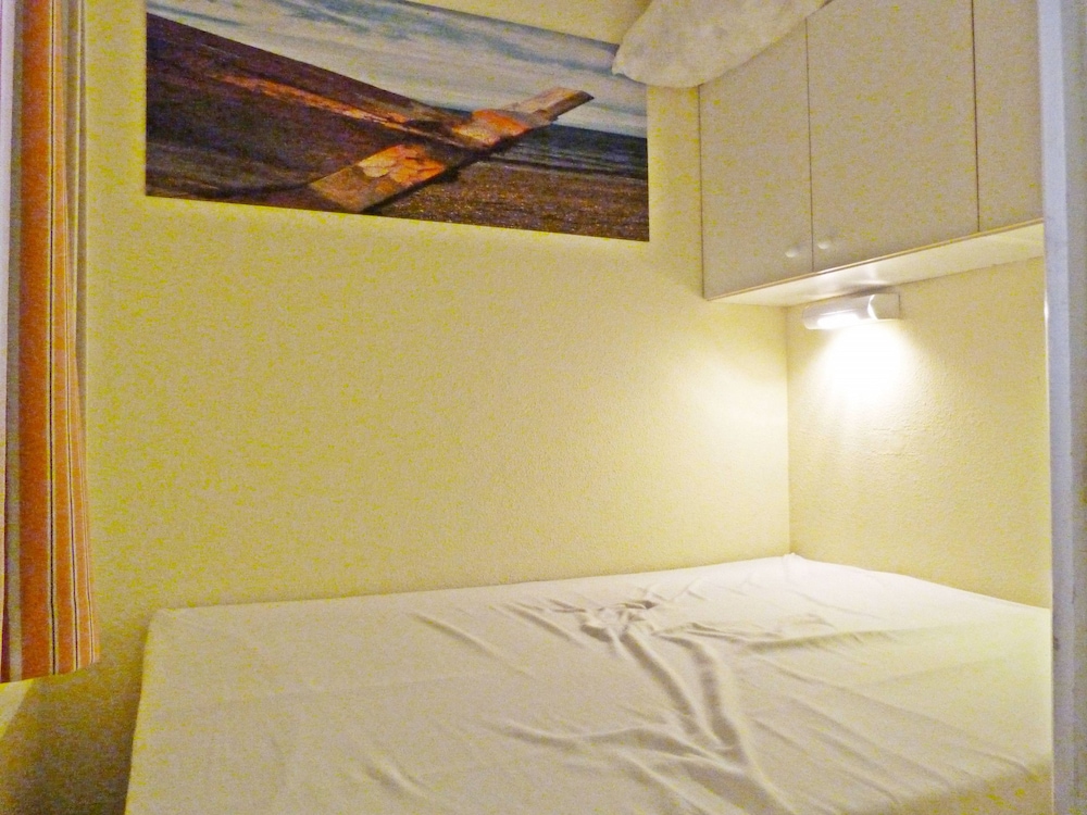 Basic Apartment (156la) photo 1