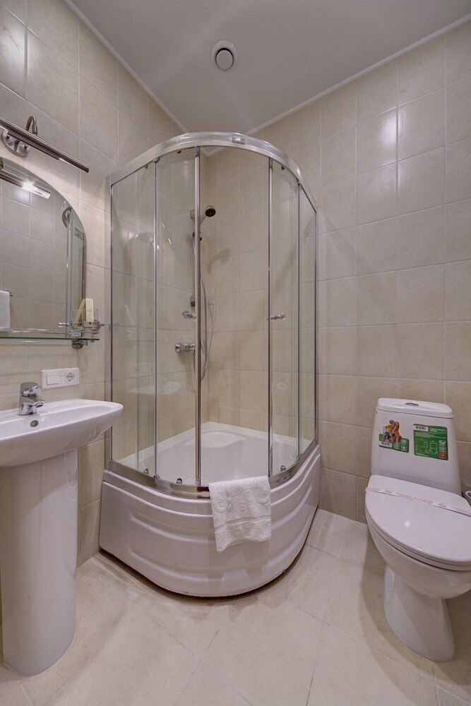 Standard Double or Twin Room photo 2