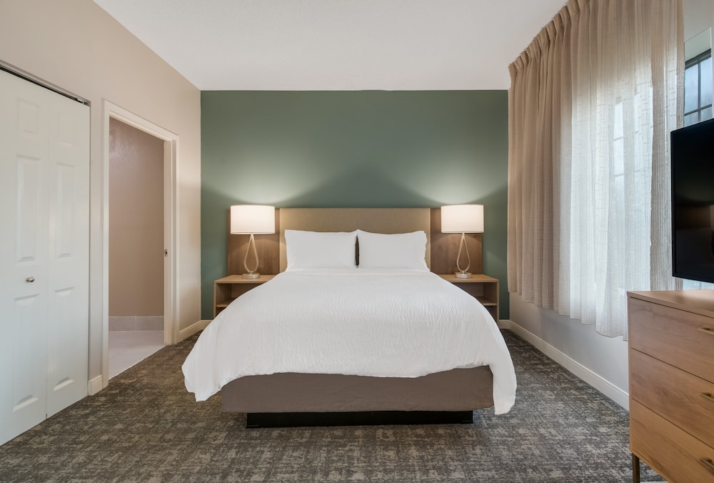 Studio Suite, 1 Queen Bed, Accessible, Kitchen - Photo 4