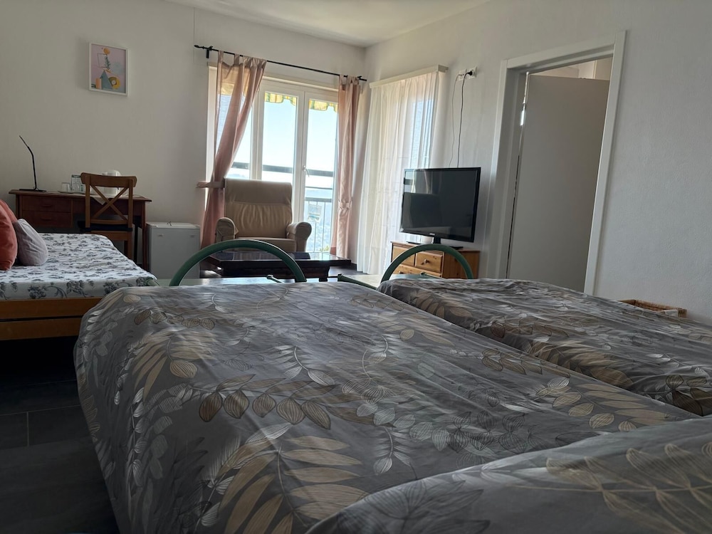 Comfort Triple Room, Balcony, Lake View