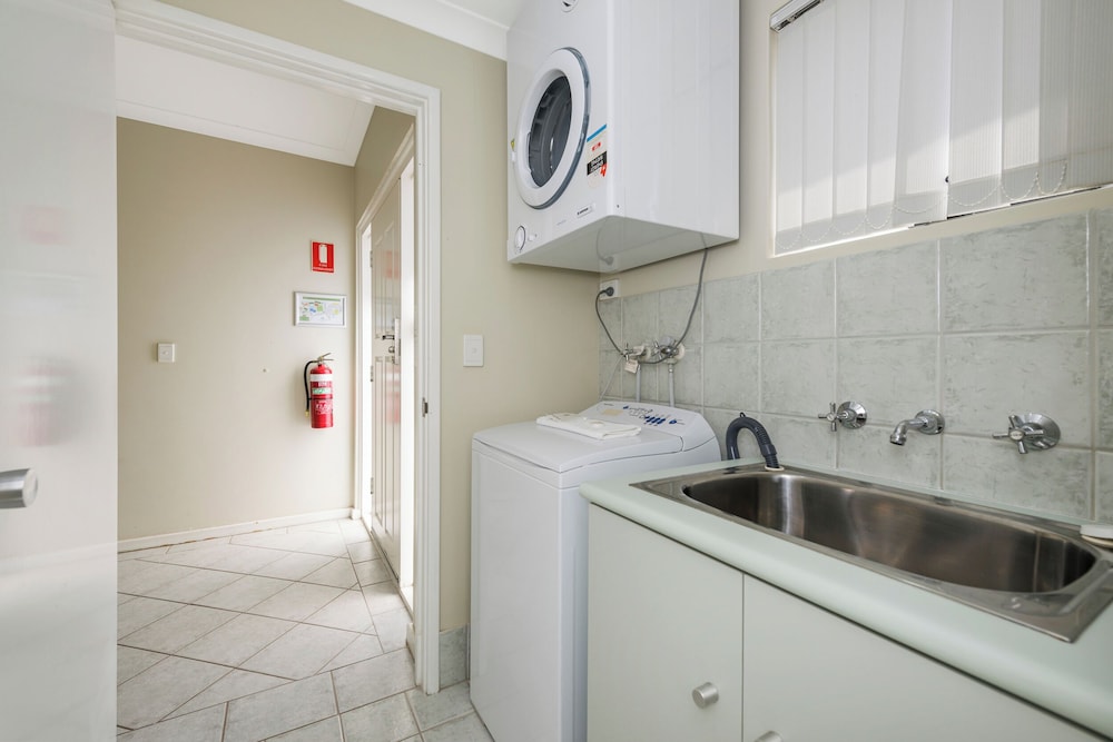 Family Villa, 2 Bedrooms, Jetted Tub - Photo 18