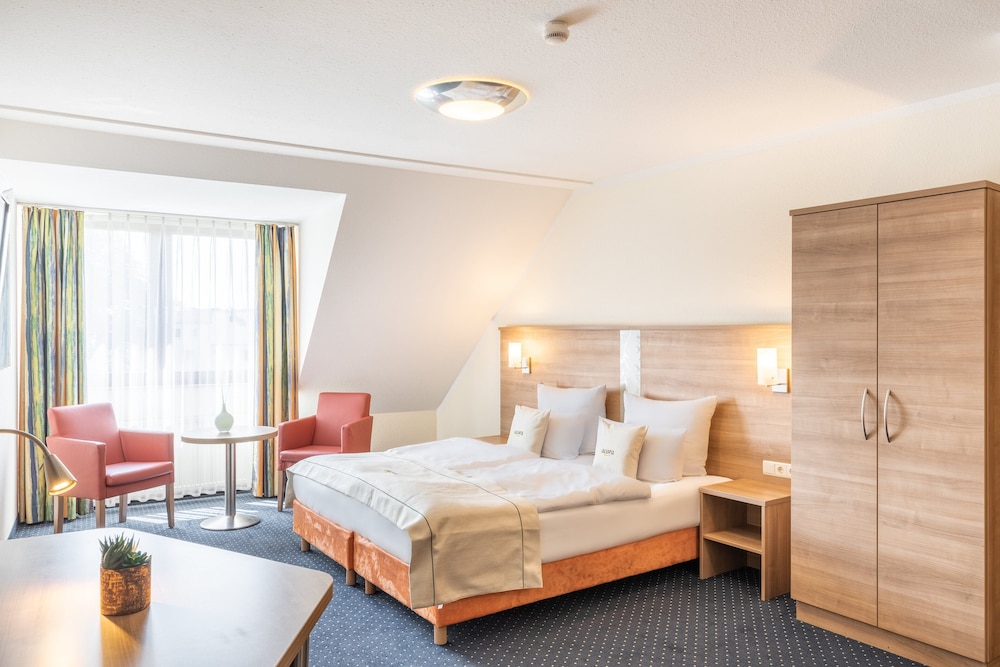 Standard Double Room - Photo 5