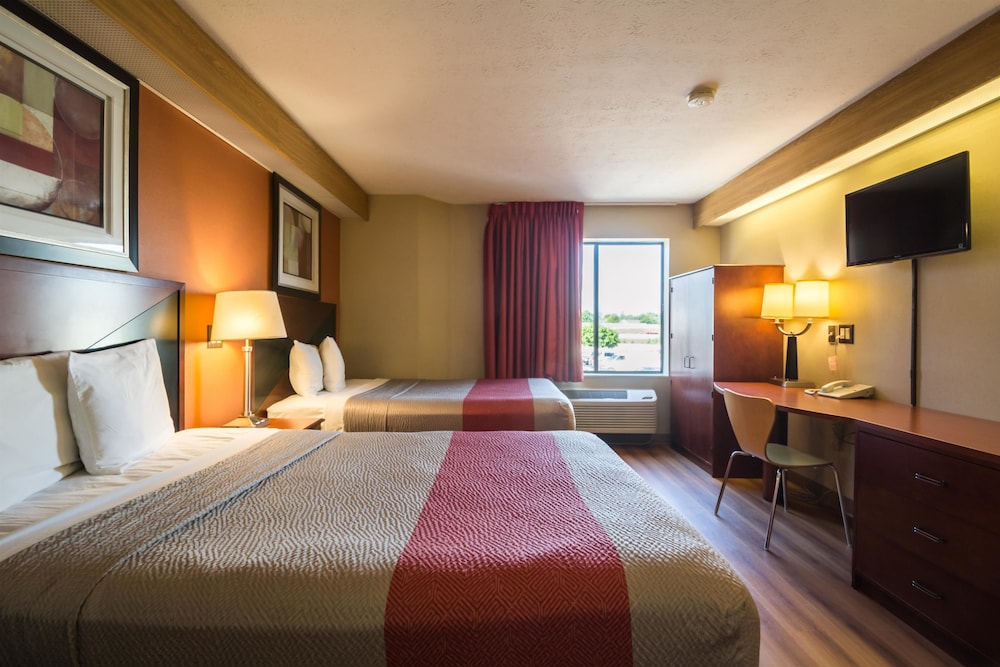 Standard Room, 2 Double Beds, Non Smoking - Photo 5