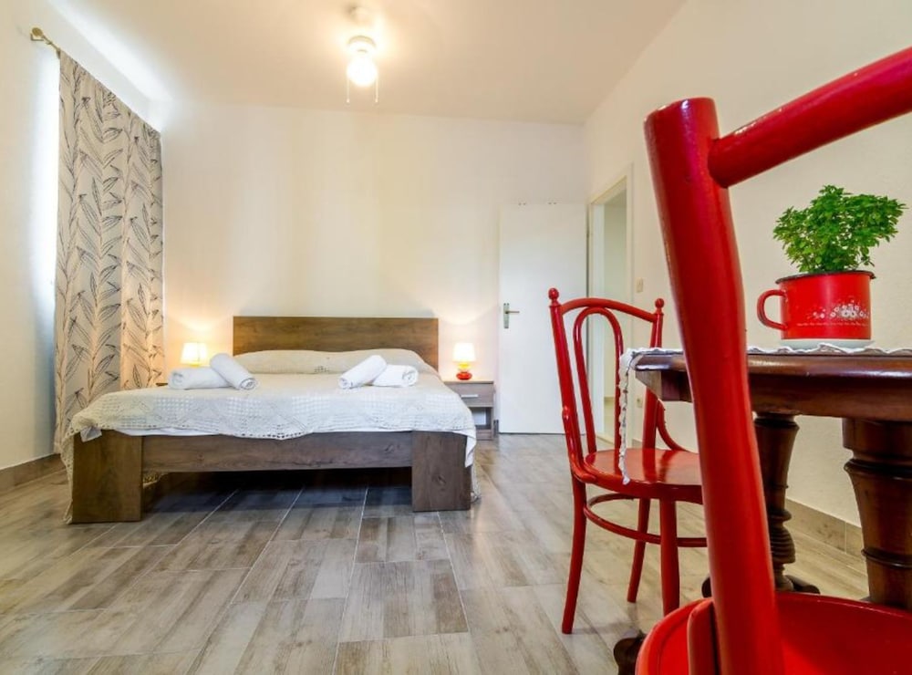 House (Three Bedroom House with Terrace and ) photo 3
