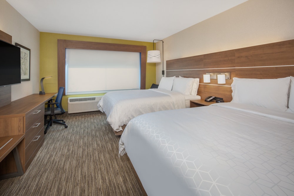 Standard Room, 2 Queen Beds, Accessible, Non Smoking (Communications) - Photo 1
