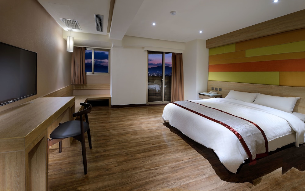 Basic Twin Room