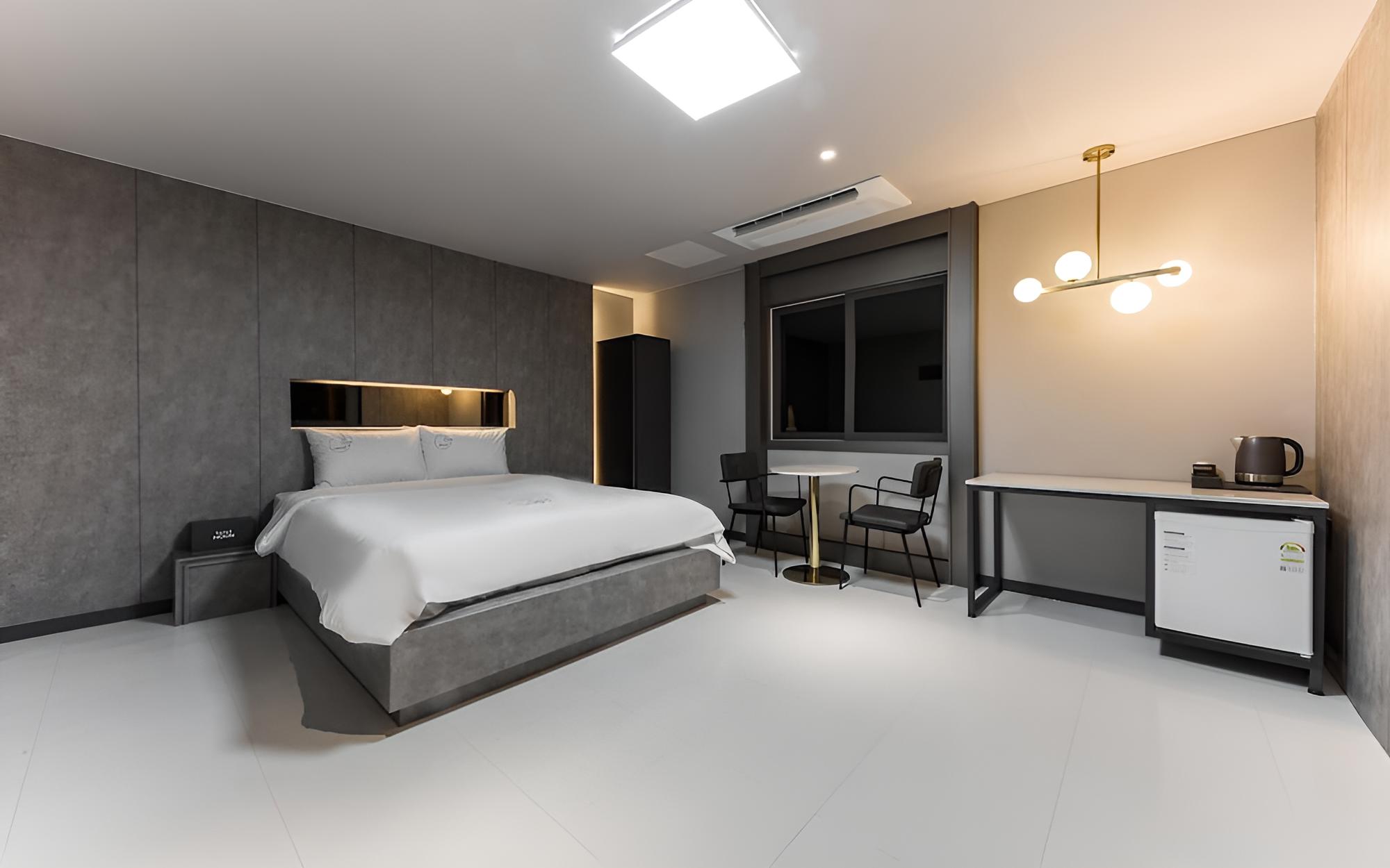 Room (Standard (Netflix available air purif) - Photo 1