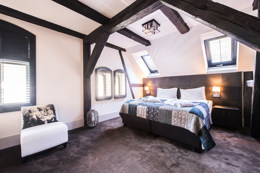 Deluxe Double Room photo 3