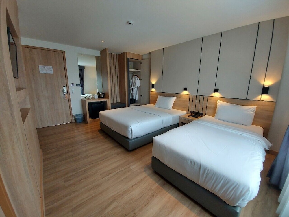 Superior Twin Room - Photo 1
