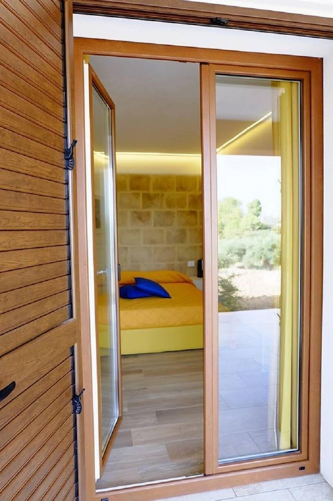 Superior Double Room, 2 Twin Beds, Non Smoking photo 3